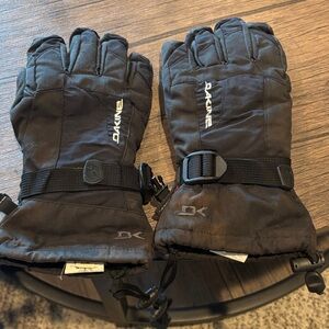 Dakine Black Insulated Gloves